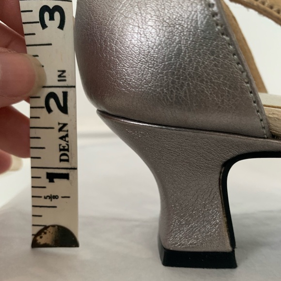 Easy Street Spry silver/gold heel, 1.75” height, size 9.5M, in original box. - Picture 2 of 10